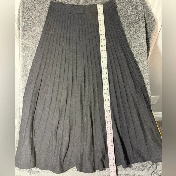 Nine West Black A-Line Skirt - Picture 2 of 3